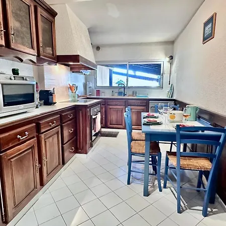 Camelia Yourhosthelper Ferienhaus *